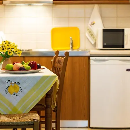 Enastron 乡村民宿