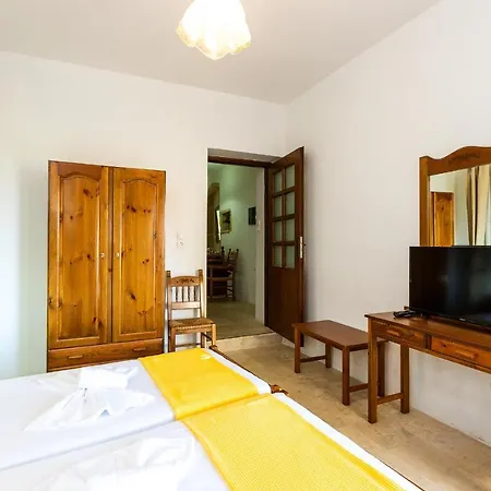 Enastron Kır Evi